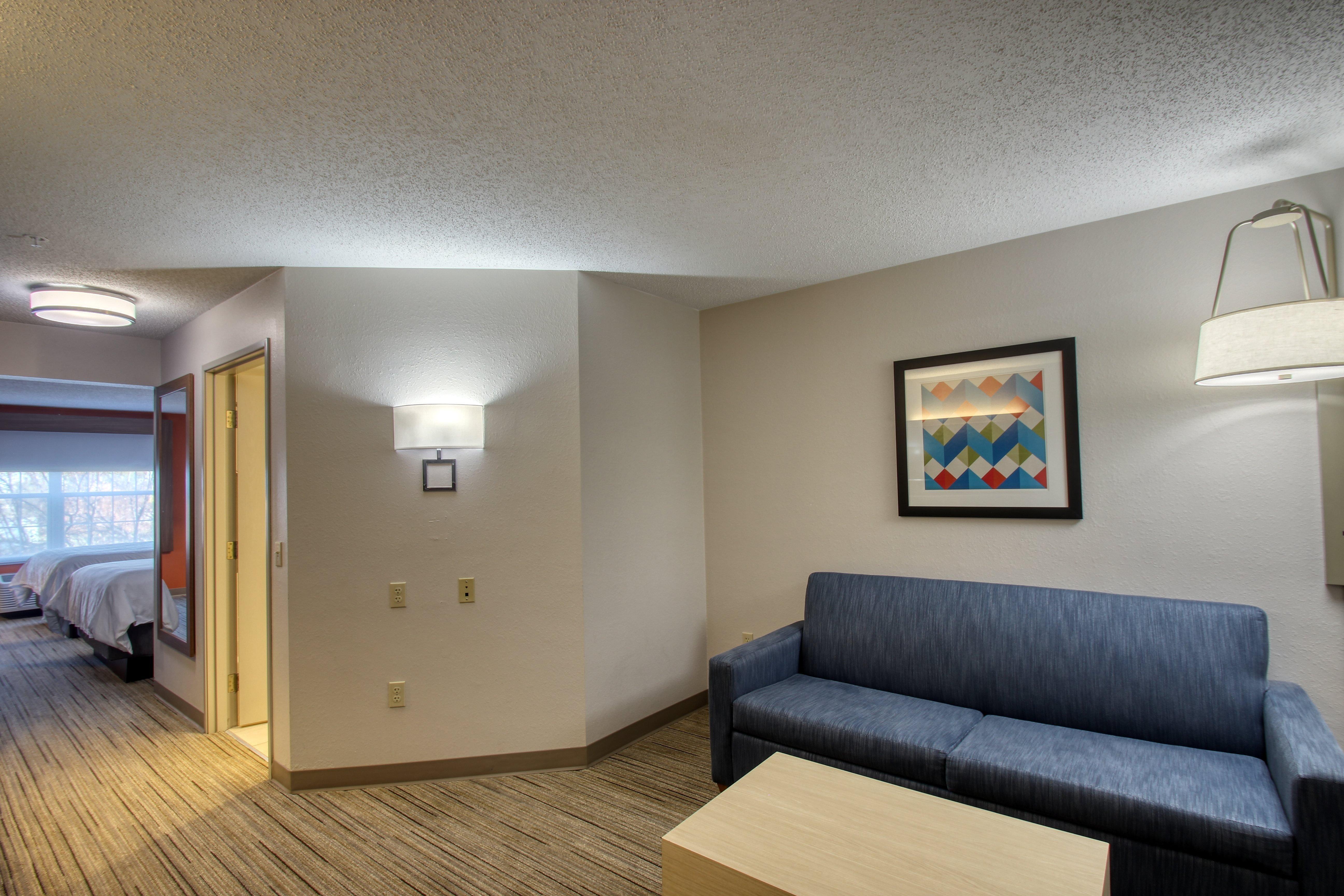 Holiday Inn Express Hotel & Suites Oshkosh - State Route 41 By Ihg Εξωτερικό φωτογραφία