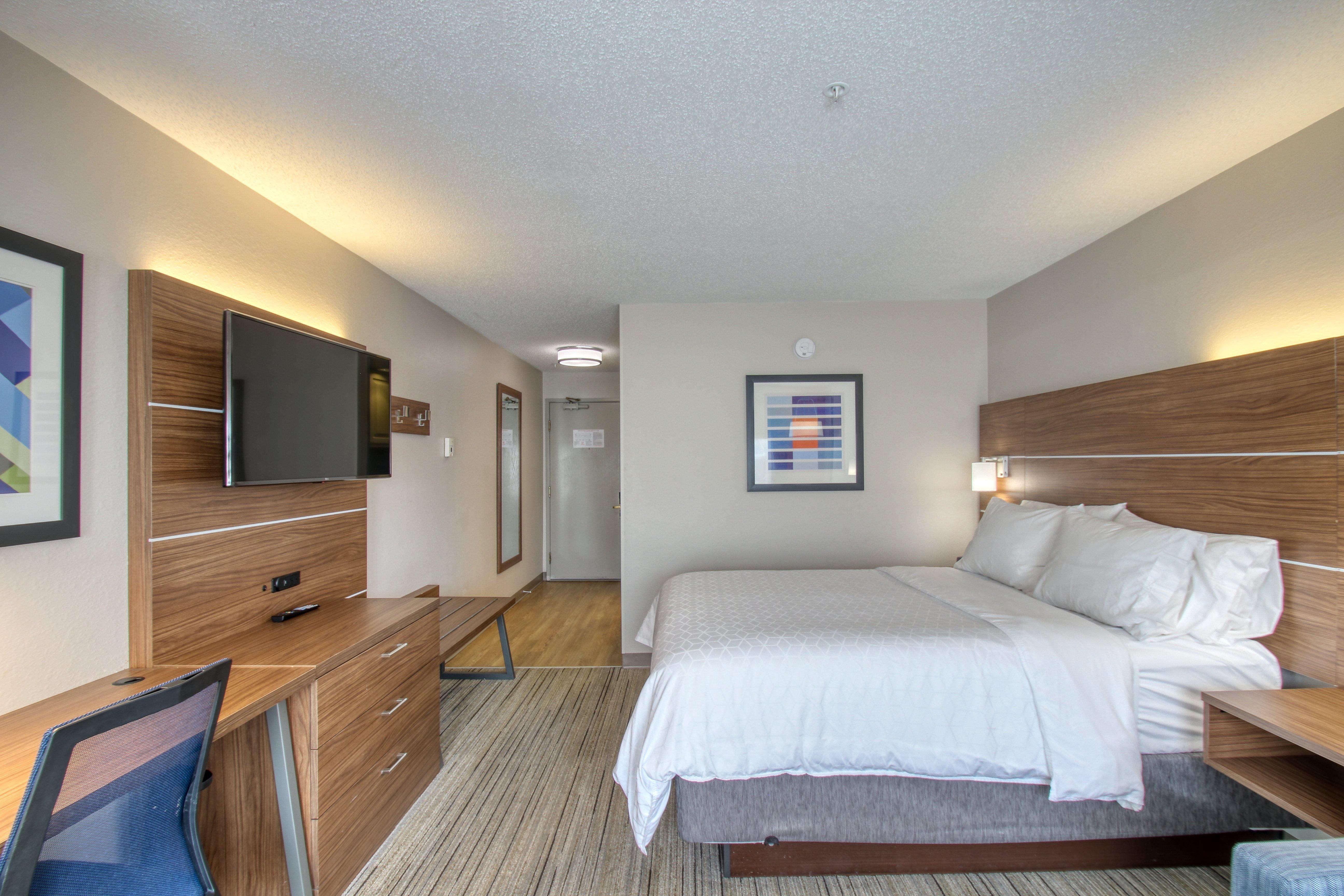 Holiday Inn Express Hotel & Suites Oshkosh - State Route 41 By Ihg Εξωτερικό φωτογραφία
