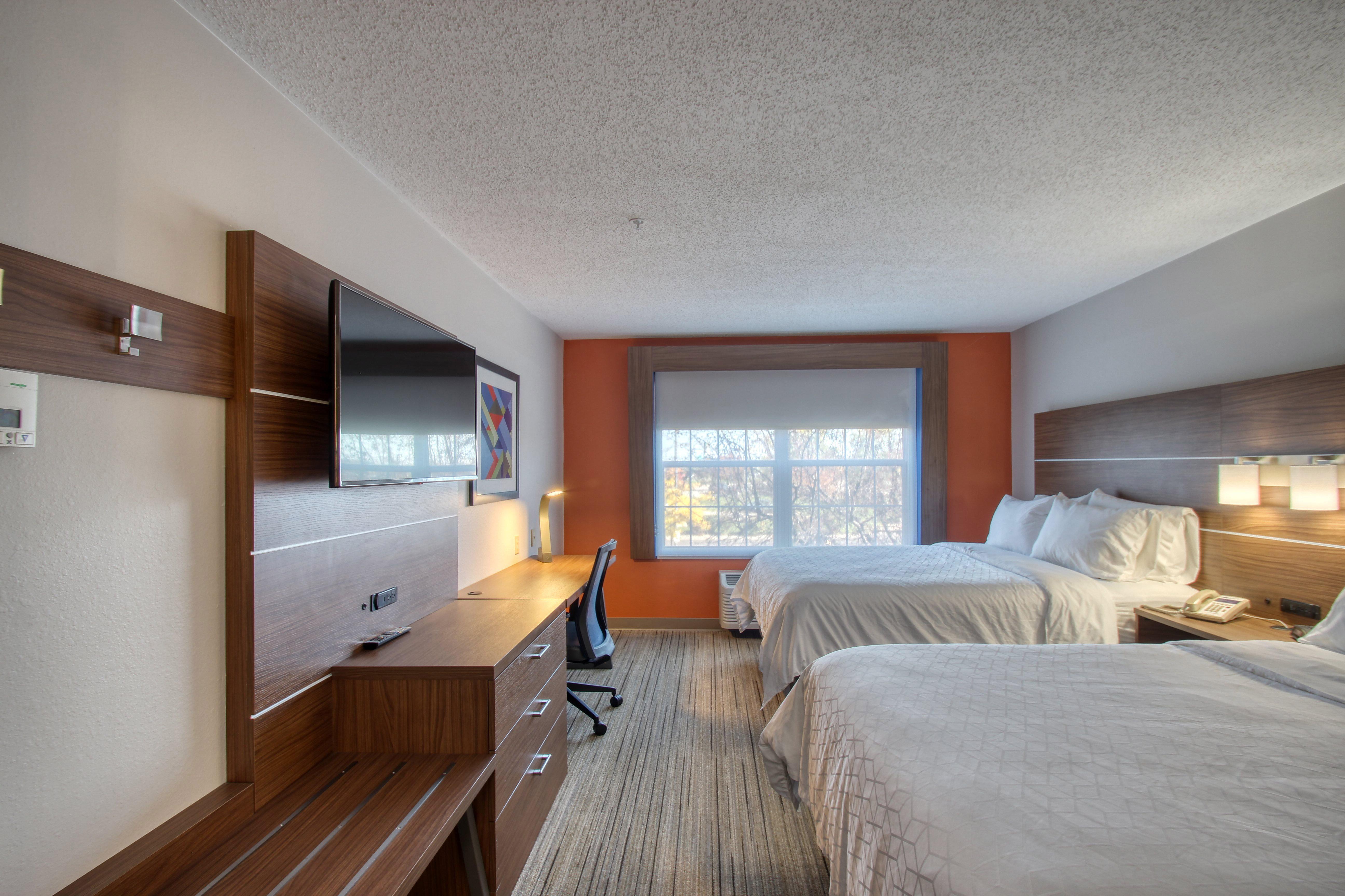 Holiday Inn Express Hotel & Suites Oshkosh - State Route 41 By Ihg Εξωτερικό φωτογραφία